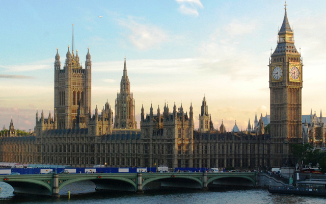 Government considers payment blocking Government considers payment blocking