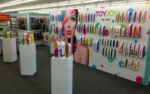Erotic Gigant installs ToyJoy wall Erotic Gigant installs ToyJoy wall