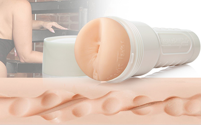 Scala Takes On Fleshlight Girls' Alexis Texas Tornado - ETO