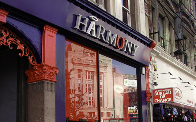 NEWS_20YEARS_HARMONY_ISSUE1