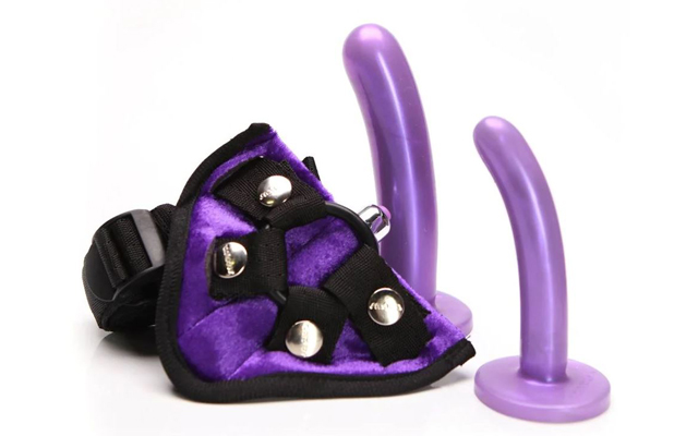 NEWS_TANTUS_BEND OVER BEGINNER KIT Tantus Bend Over Beginner Kit stars in Well+Good feature