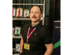 Ian Kulp returns to Je Joue